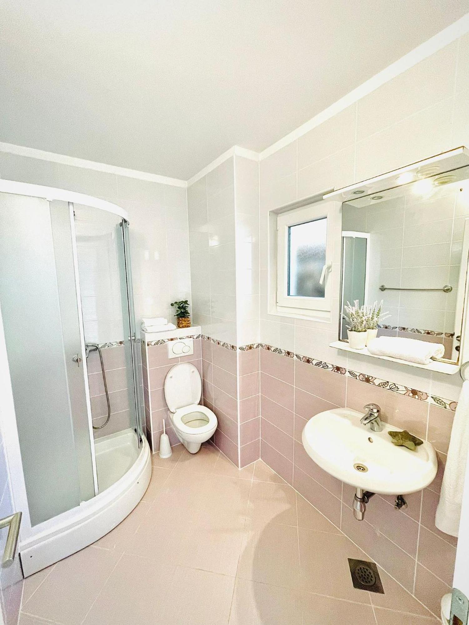 Apartments Katara 브렐라 외부 사진