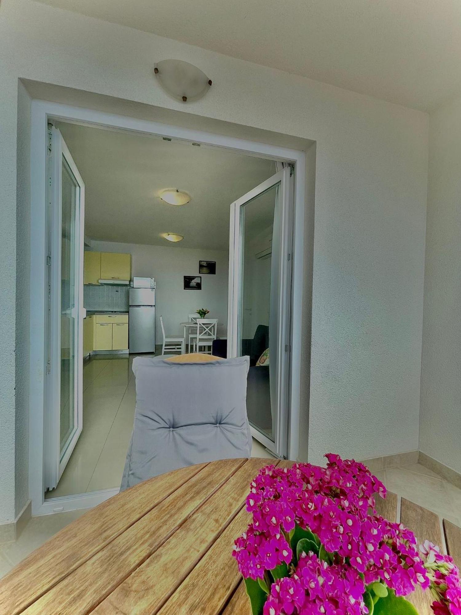 Apartments Katara 브렐라 외부 사진