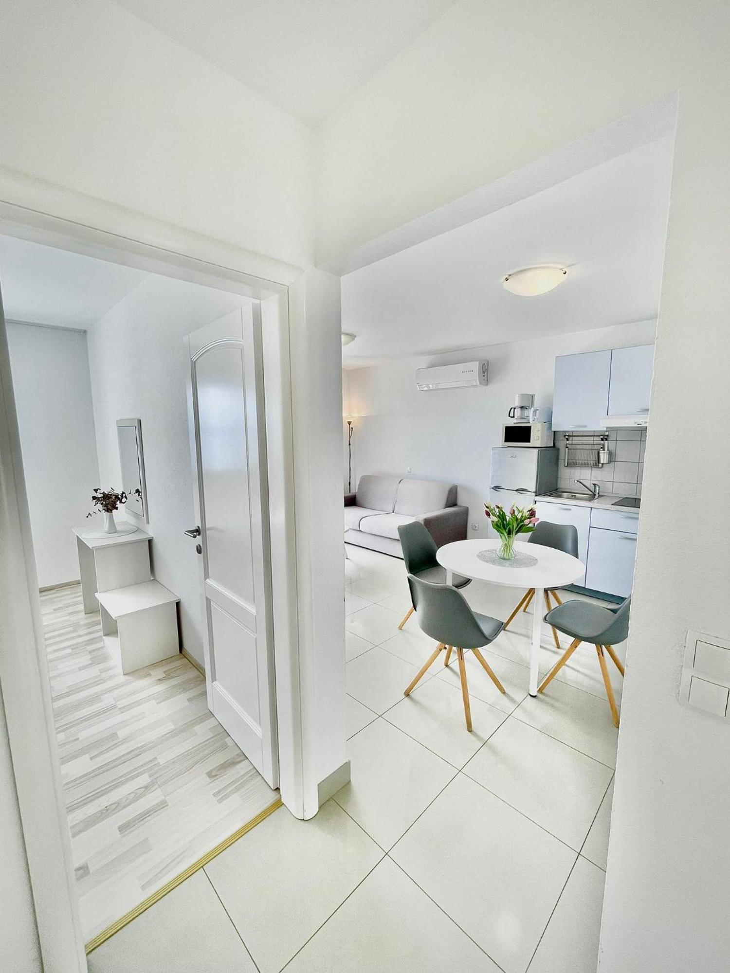 Apartments Katara 브렐라 외부 사진
